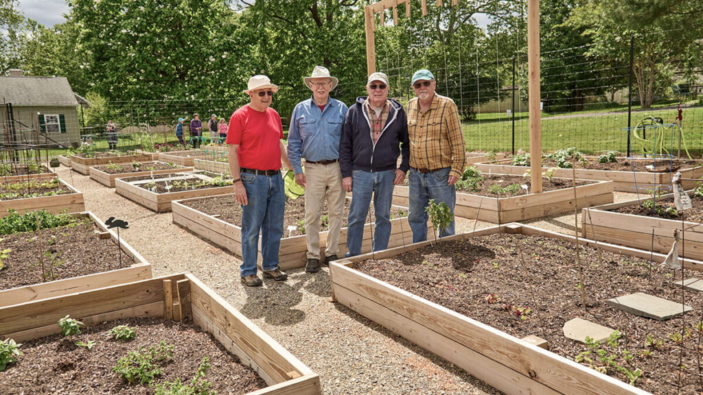 Foukeways Residents at Community Garden