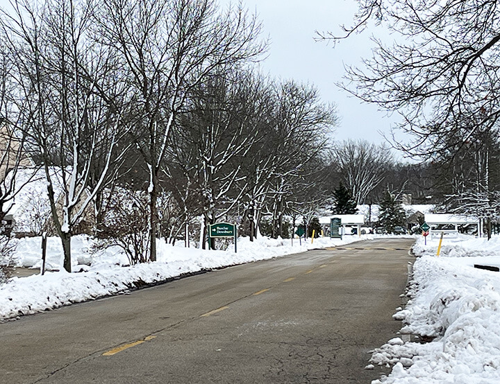 Ground Staff Snow Clean Up